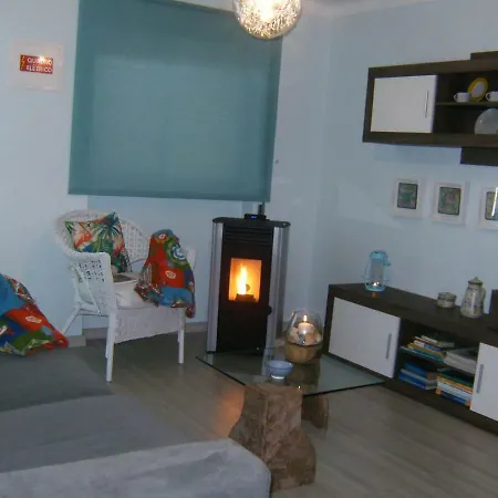 Casas Da Roseira 2+1 Famalicao * ナザレ