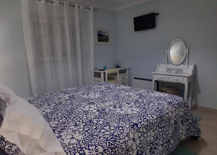 Casas Da Roseira 2+1 Famalicao Casa vacanze Nazaré
